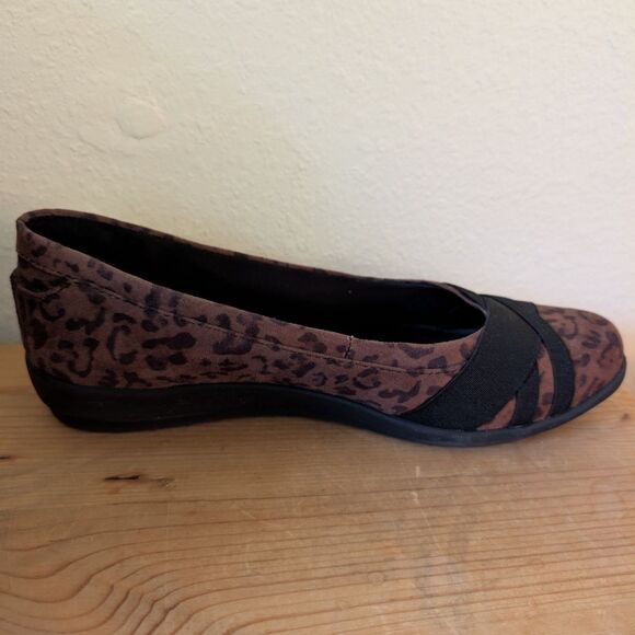 Easy Spirit Shoes - Easy Spirit Acasia Leopard Cheetah Print Flats 9WW NIB